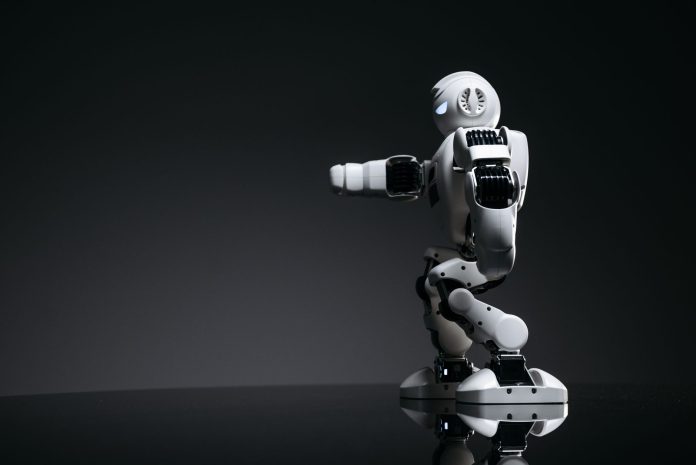 GLM-5.2 se aproxima do Claude Opus 4.7 em teste da Snowflake