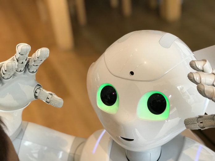 OpenAI atualiza GPT-5.5 Instant para entender melhor intenções