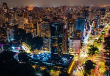 IA para pequeñas empresas en Brasil: 12 herramientas gratuitas para empezar hoy IA para Pequenas Empresas no Brasil: 12 Ferramentas Gratuitas para Começar Hoje