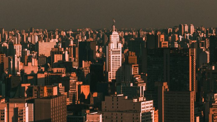 Melhor IA para Advogados no Brasil: Ferramentas que Já Estão Transformando o Direito