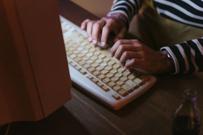 Los agentes de IA amplían el desafío de seguridad de identidades en las empresas Los agentes de IA amplían el desafío de seguridad de identidades en las empresas