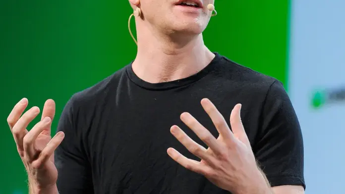 Brian Armstrong prevé que los agentes de IA superen a los humanos en transacciones cripto Brian Armstrong prevé que los agentes de IA superen a los humanos en transacciones cripto