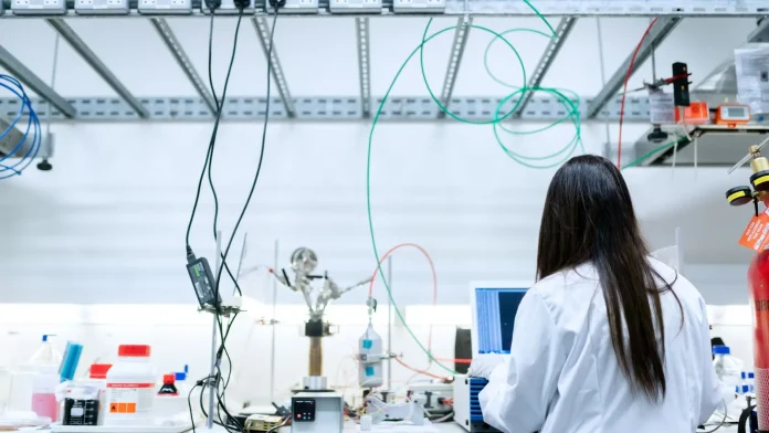 NVIDIA BioNeMo empieza a acelerar flujos científicos en Claude Science