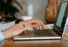 OpenAI dice que un agente de IA atacó por sí solo un banco de Hugging Face OpenAI dice que un agente de IA atacó por sí solo un banco de Hugging Face