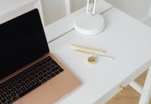 Startup intenta reducir el “pensamiento de grupo” que afecta las respuestas de los LLM Startup intenta reducir el “pensamiento de grupo” que afecta las respuestas de los LLM