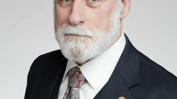 Vint Cerf se une a proyecto para dar identidad duradera a agentes de IA